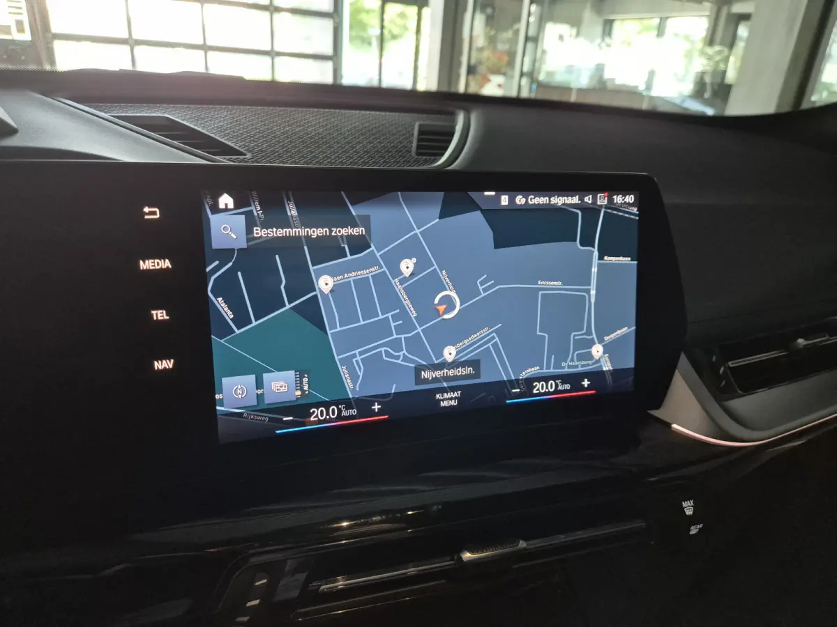xDrive25e High Executive M-Sport | Stuur/Stoelverwaring| Harman Kardon | HUD | LED | Camera