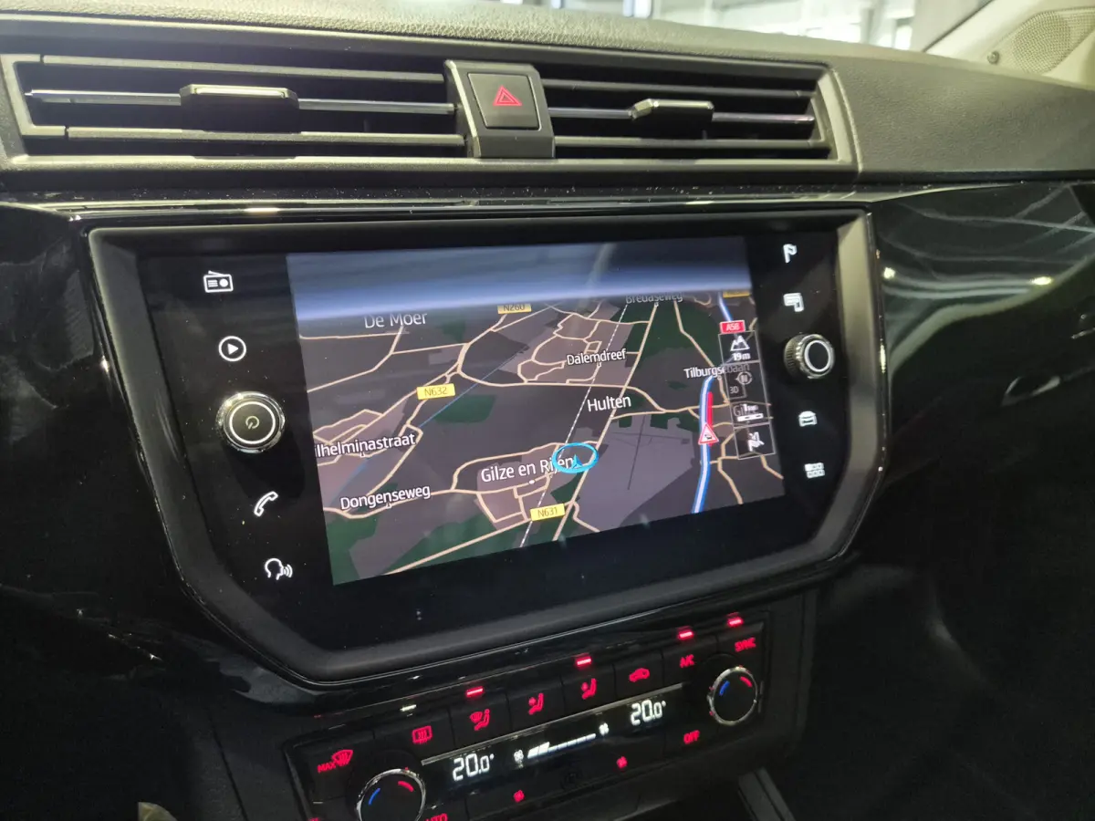 1.5 TSI EVO FR Business Intense 150 pk | Panorama | Camera | Stoelverwarming