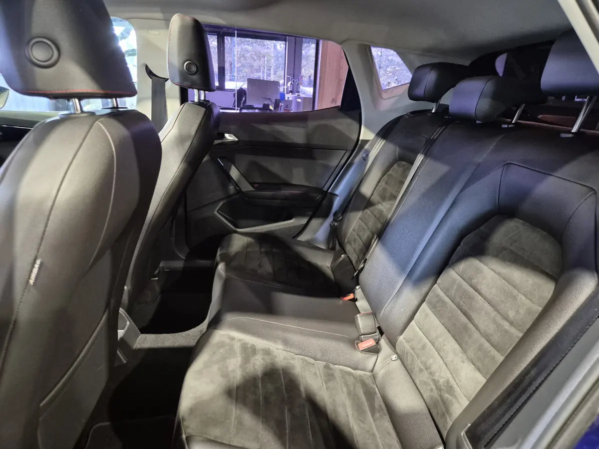 1.5 TSI EVO FR Business Intense 150 pk | Panorama | Camera | Stoelverwarming