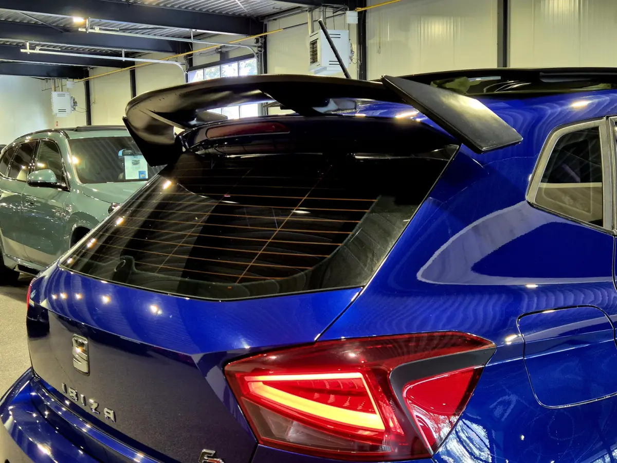 1.5 TSI EVO FR Business Intense 150 pk | Panorama | Camera | Stoelverwarming