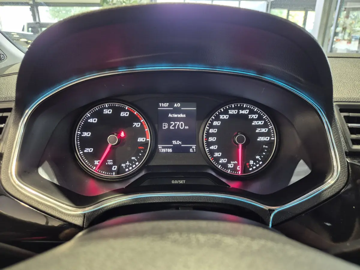 1.5 TSI EVO FR Business Intense 150 pk | Panorama | Camera | Stoelverwarming