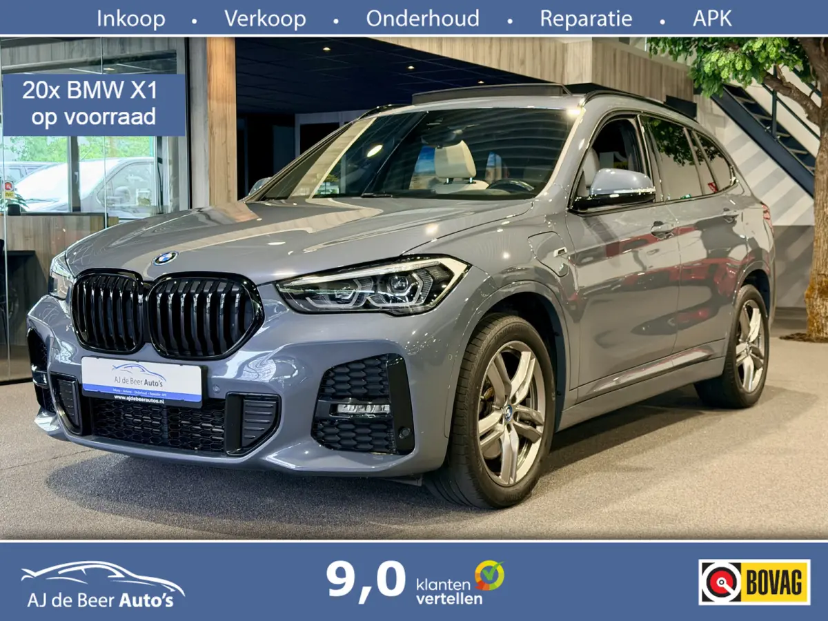 xDrive25e High Executive M-Sport | Panorama | Crème leder | Camera | Navigatie Plus