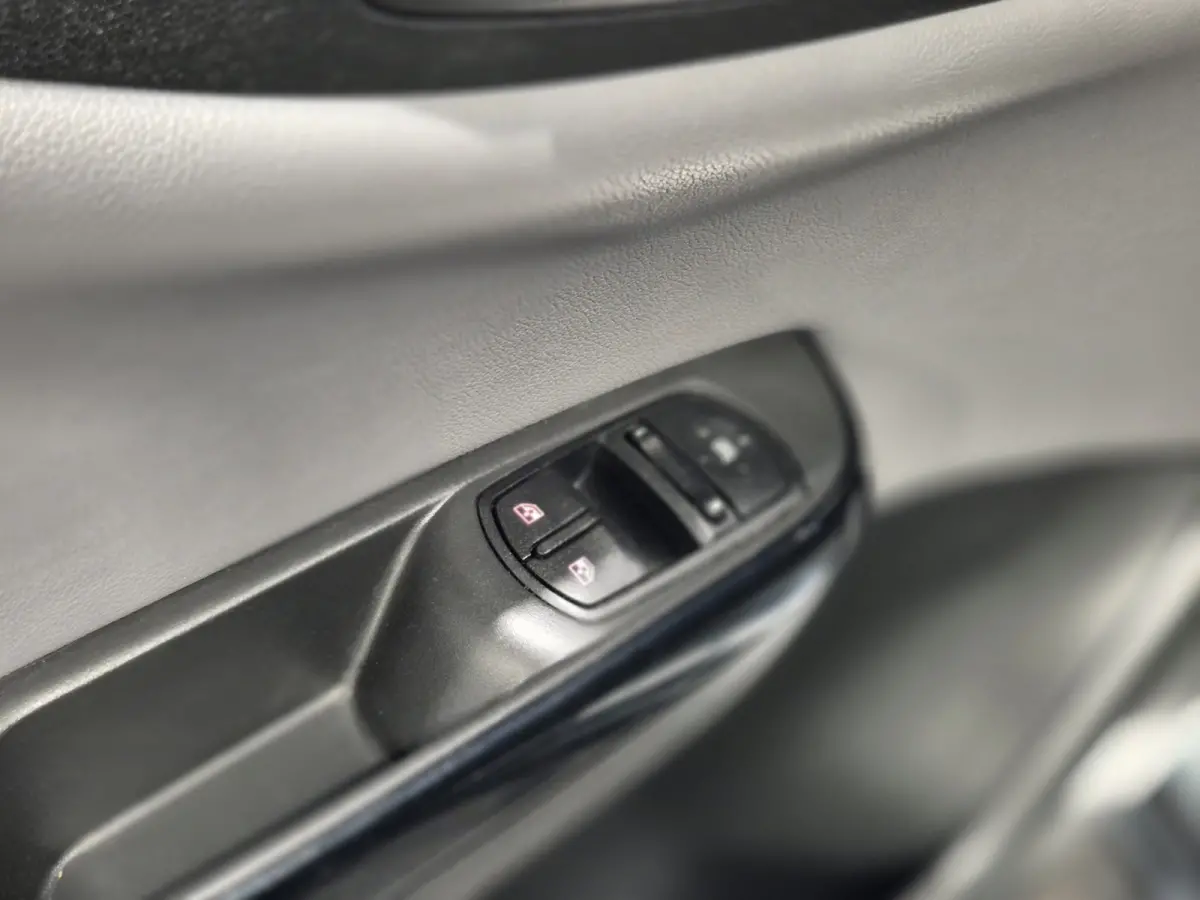 1.0 Turbo Online Edition Navigatie | Camera | Cruise | NAP | APK 2/8/27
