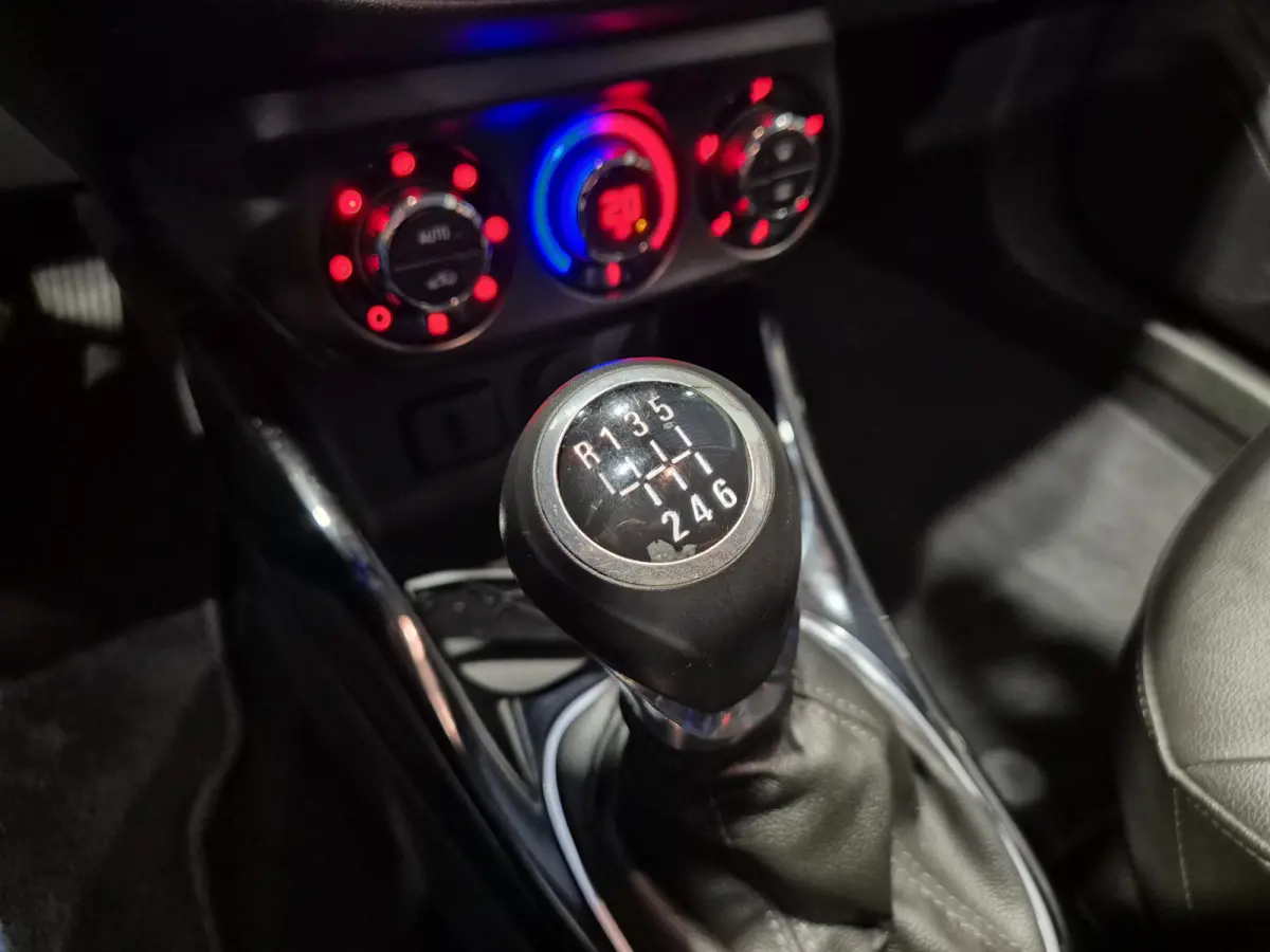 1.0 Turbo Online Edition Navigatie | Camera | Cruise | NAP | APK 2/8/27