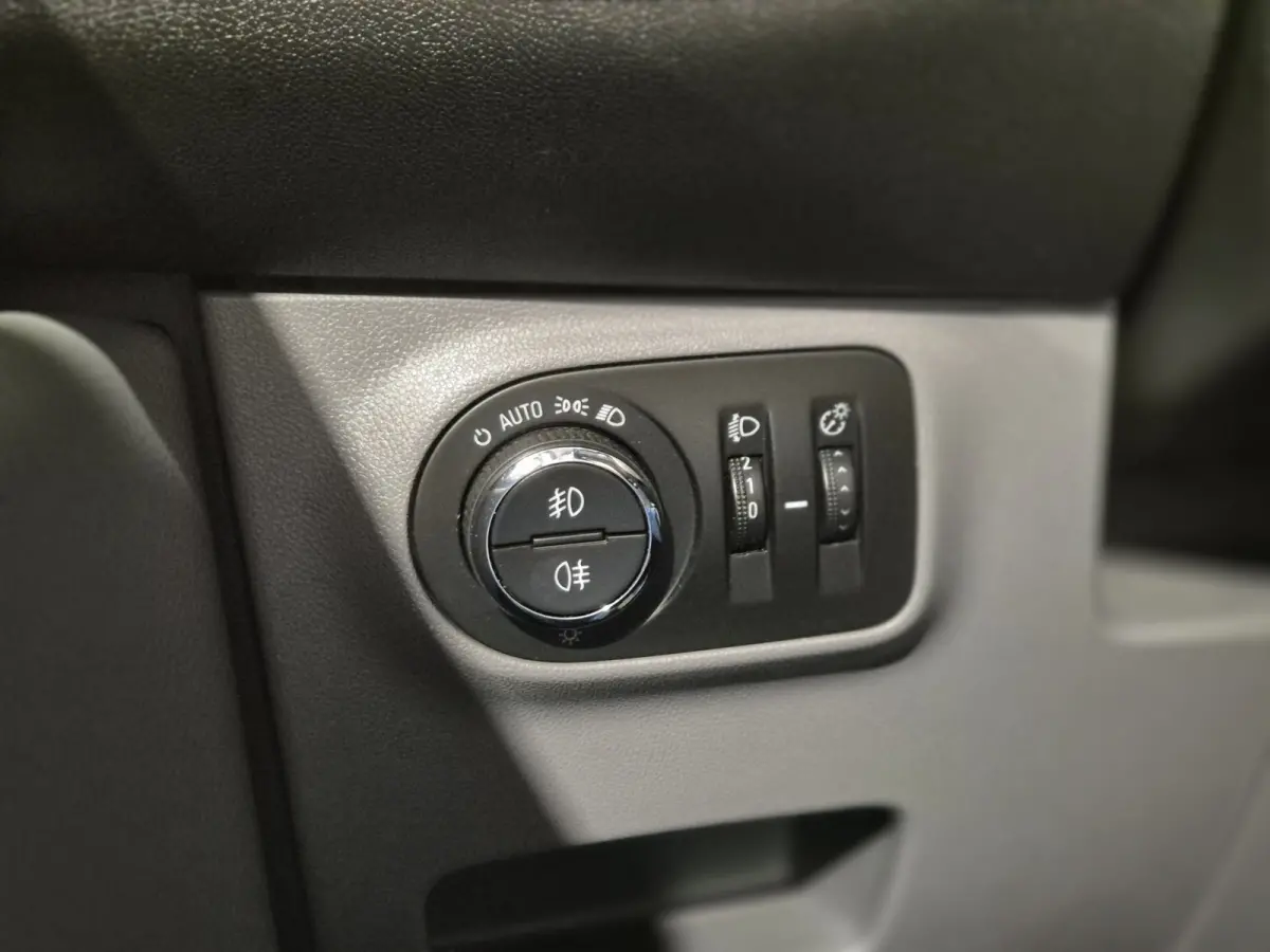 1.0 Turbo Online Edition Navigatie | Camera | Cruise | NAP | APK 2/8/27