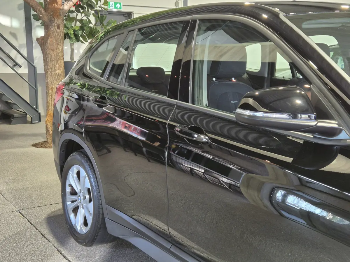 xDrive25e Executive Camera | LED | Stoelverwarming | 4x4 | 1e eigenaar