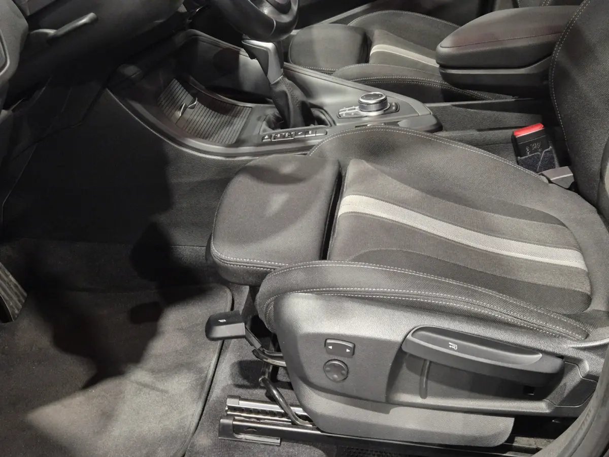 xDrive25e Executive Camera | LED | Stoelverwarming | 4x4 | 1e eigenaar
