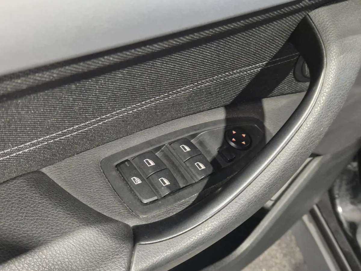 xDrive25e Executive Camera | LED | Stoelverwarming | 4x4 | 1e eigenaar