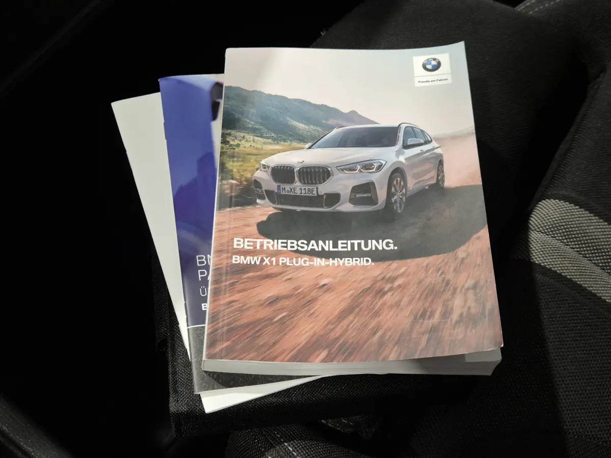 xDrive25e Executive Camera | LED | Stoelverwarming | 4x4 | 1e eigenaar