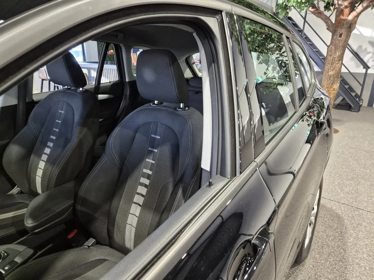 xDrive25e Executive Camera | LED | Stoelverwarming | 4x4 | 1e eigenaar