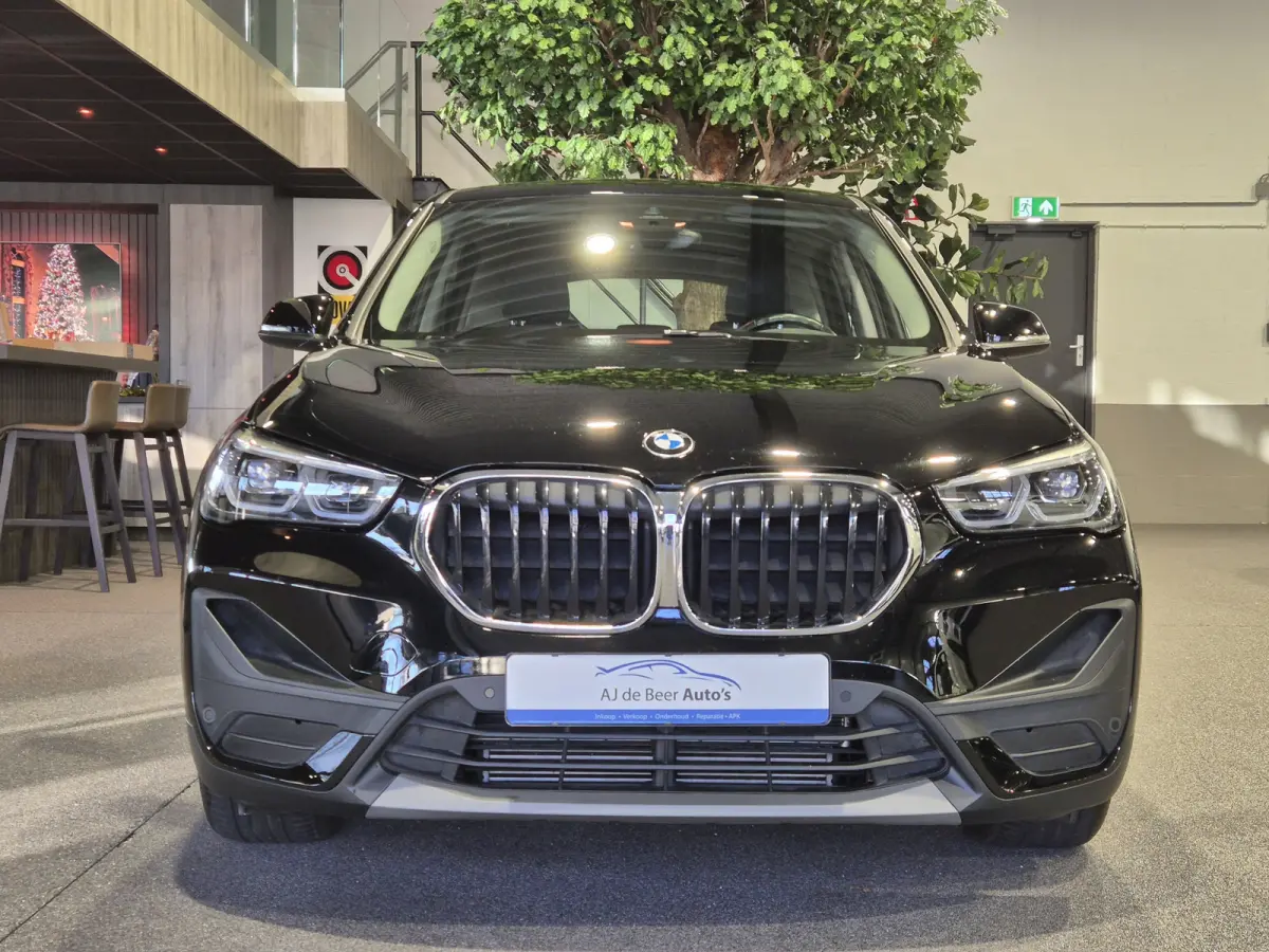 xDrive25e Executive Camera | LED | Stoelverwarming | 4x4 | 1e eigenaar