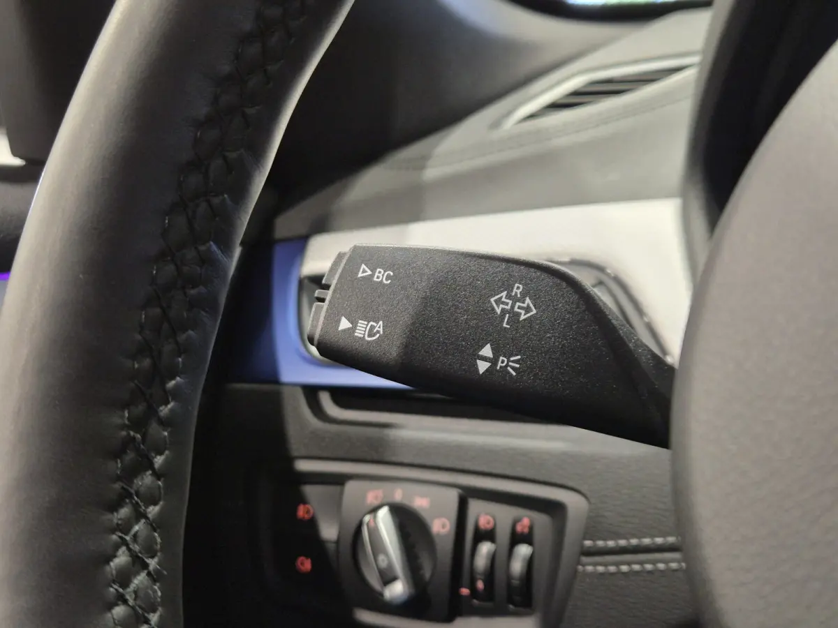 xDrive25e High Executive M-Sport | Panorama | HUD | Navigatie | Stoelverwarming