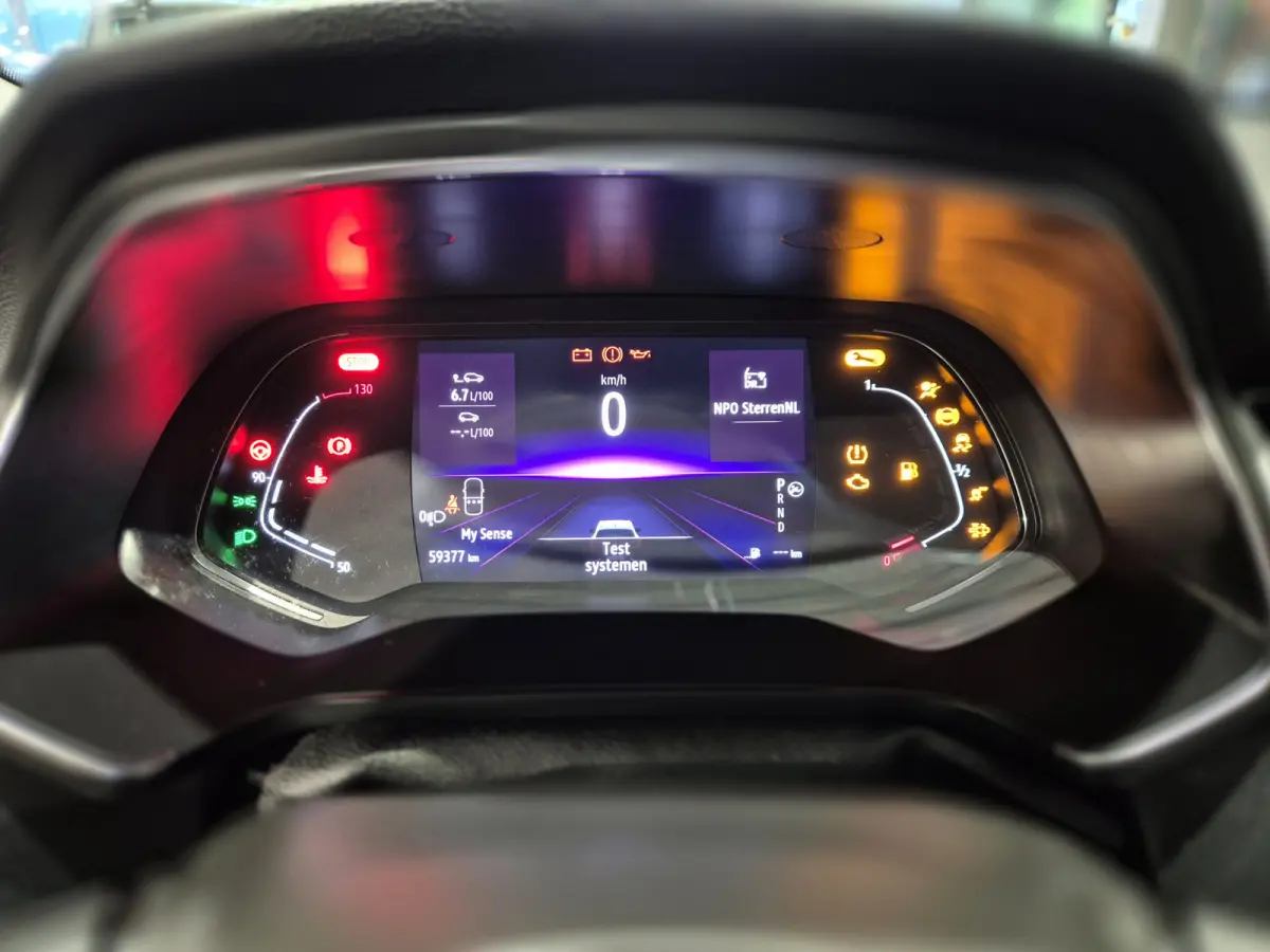 1.3 TCe 140 Intens Automaat| Carplay-Android | Camera| Bi-Tone | Cruise | LED