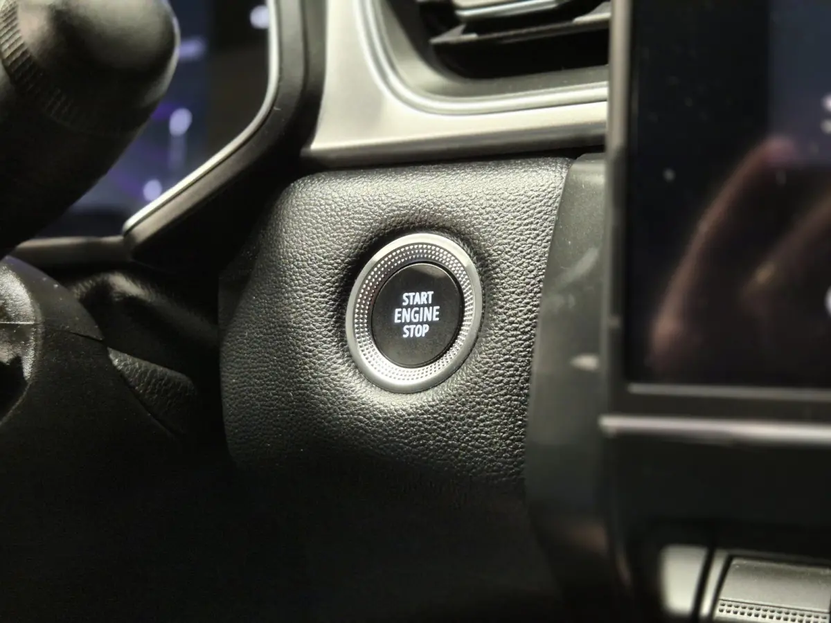 1.3 TCe 140 Intens Automaat| Carplay-Android | Camera| Bi-Tone | Cruise | LED