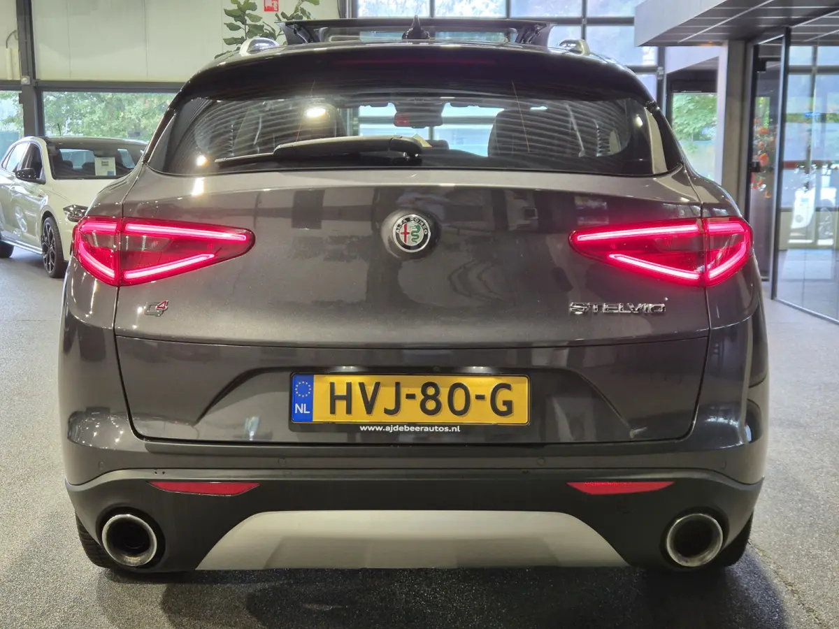 2.0 T AWD Veloce Pano | Harman-Kardon | Camera | Leder | Verw. stoelen-stuur | Trekhaak