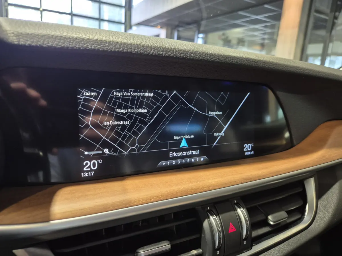 2.0 T AWD Veloce Pano | Harman-Kardon | Camera | Leder | Verw. stoelen-stuur | Trekhaak