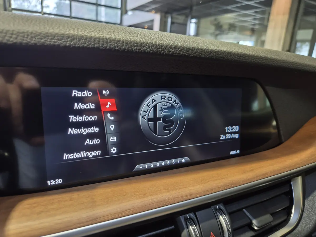 2.0 T AWD Veloce Pano | Harman-Kardon | Camera | Leder | Verw. stoelen-stuur | Trekhaak