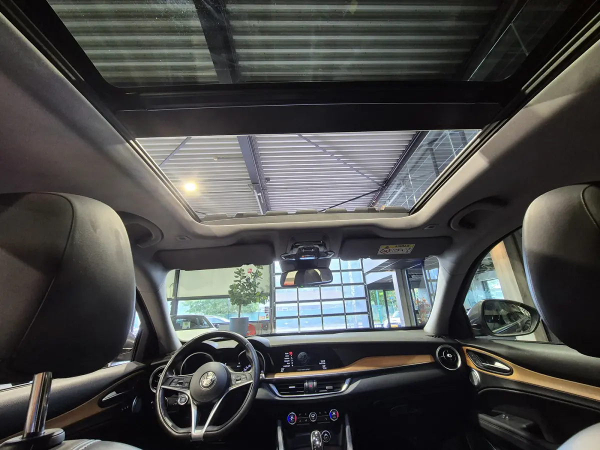 2.0 T AWD Veloce Pano | Harman-Kardon | Camera | Leder | Verw. stoelen-stuur | Trekhaak