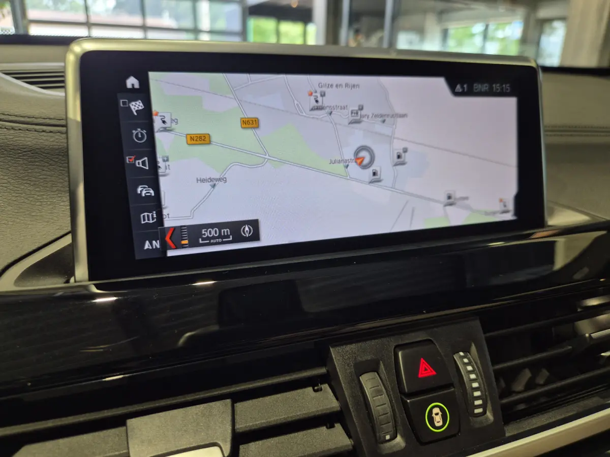 xDrive25e High Executive X-Line | Panorama | Beige leder | Camera | Stoelverw. | Carplay