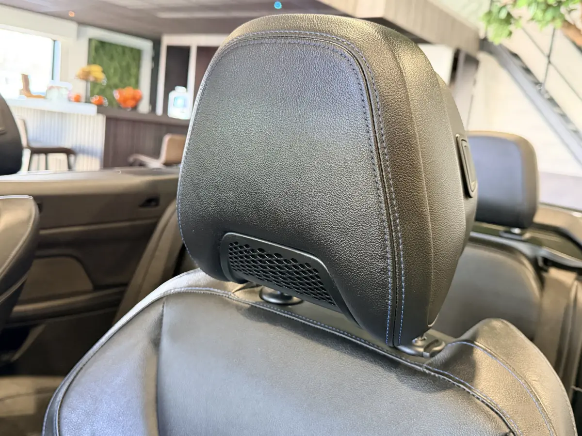 420i High Executive H/K | Camera |Stoel/stuur/nek verwarming | Carplay | Navigatie