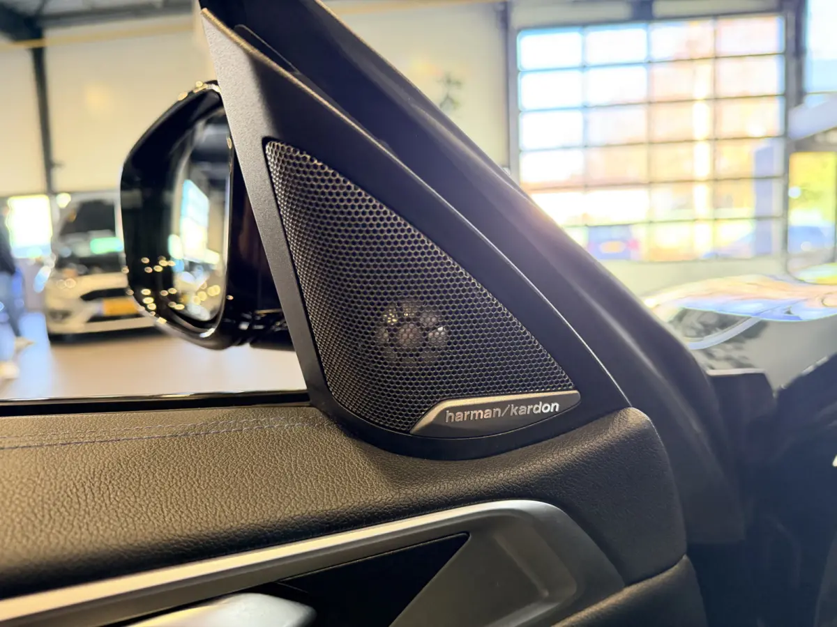 420i High Executive H/K | Camera |Stoel/stuur/nek verwarming | Carplay | Navigatie