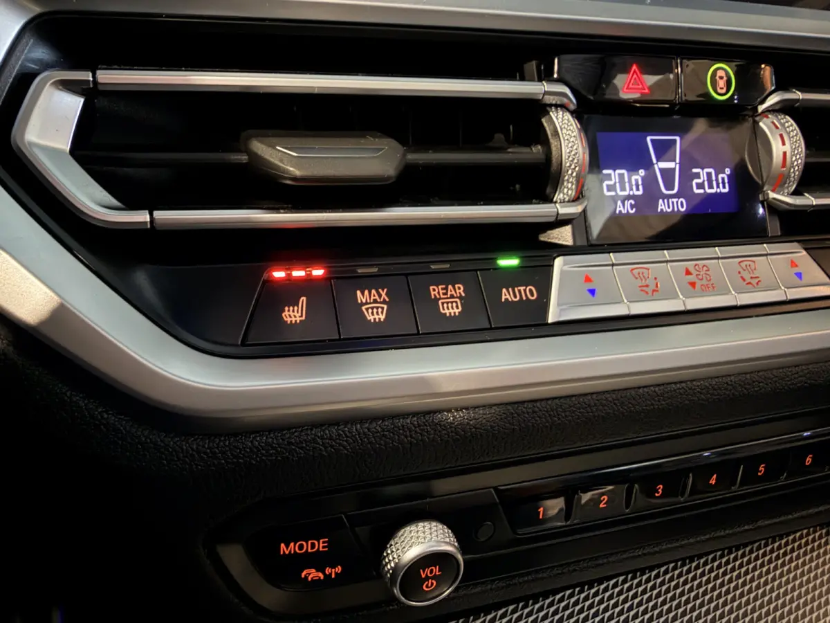 420i High Executive H/K | Camera |Stoel/stuur/nek verwarming | Carplay | Navigatie