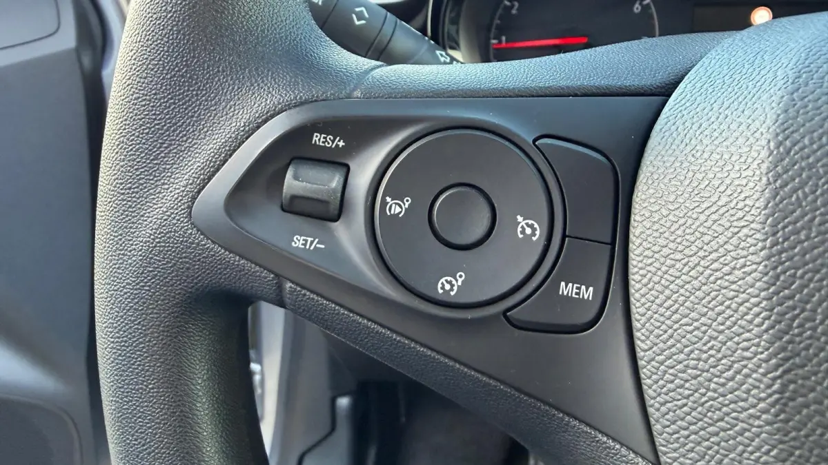 1.2 75PK EDITION / AIRCO / BLUETOOTH / CRUISECONTROL / ORG. NL !!