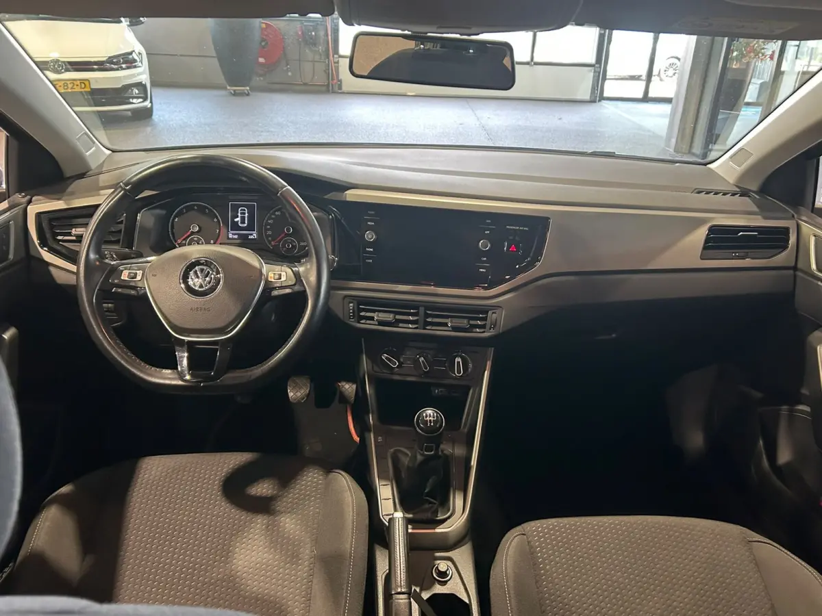 1.0 TSI Comfortline Navigatie | Airco | Cruise | Bocht verlichting