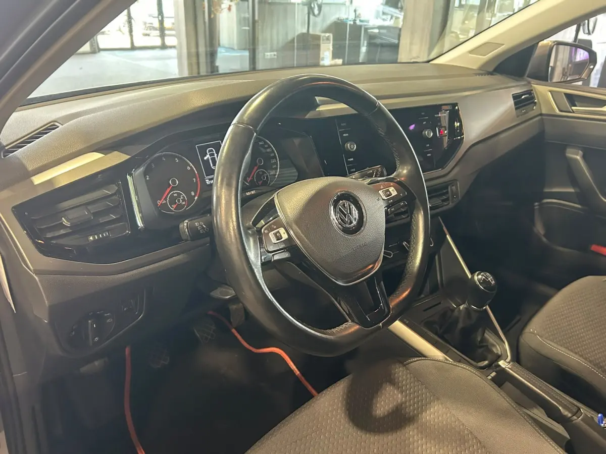 1.0 TSI Comfortline Navigatie | Airco | Cruise | Bocht verlichting