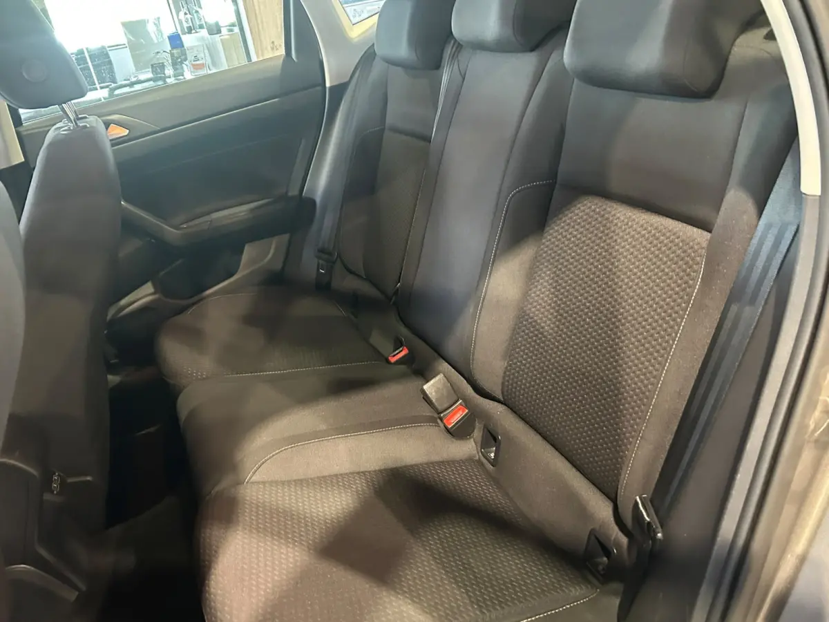 1.0 TSI Comfortline Navigatie | Airco | Cruise | Bocht verlichting