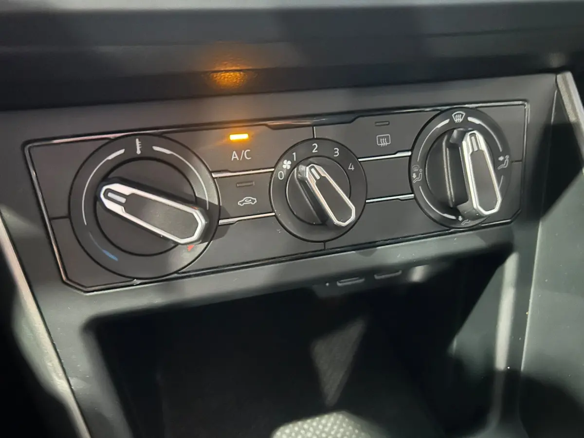 1.0 TSI Comfortline Navigatie | Airco | Cruise | Bocht verlichting
