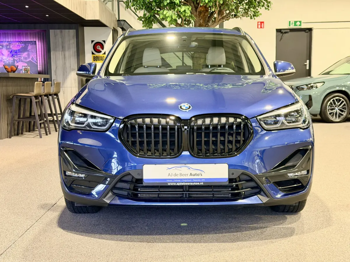 xDrive25e Executive Sportline | Camera | Trekhaak | Crème leder
