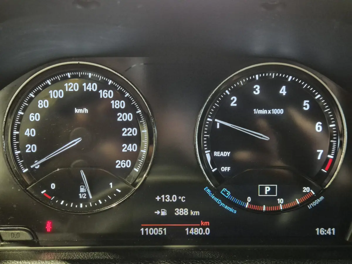 M-Sport Shadow Edition Camera | Leder | Stoelverwarming | Zwarte hemel | CarPlay | Cruise