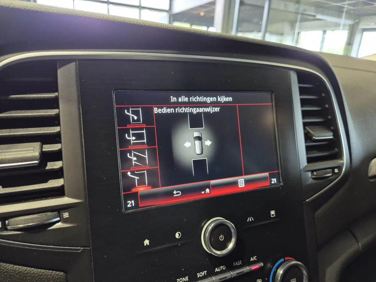 1.3 TCe Bose Automaat | Camera | Navigatie | Half-leder
