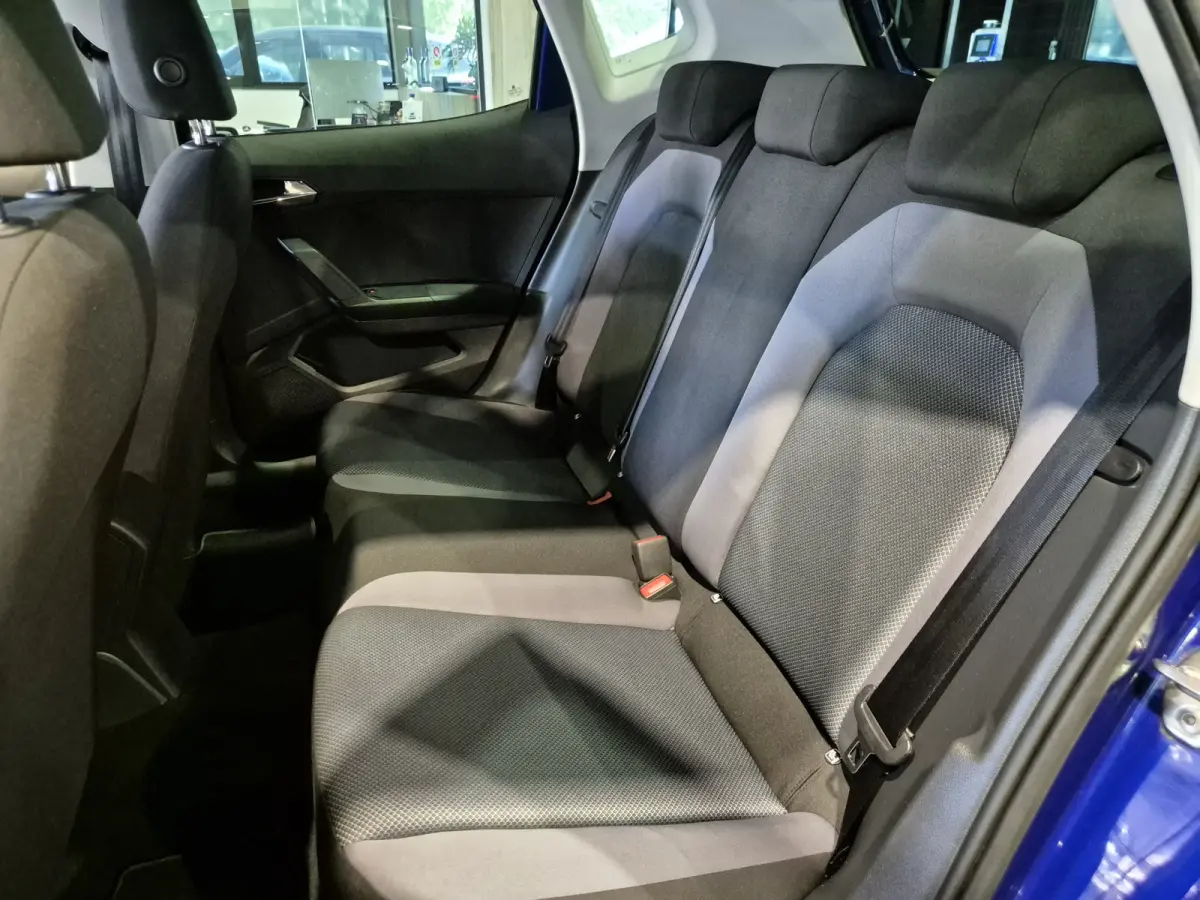 1.0 TSI Style Business Intense Two-tone | Trekhaak | Navigatie | Digitaal dashboard | Carplay-Android