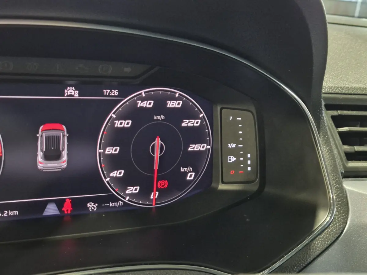 1.0 TSI Style Business Intense Two-tone | Trekhaak | Navigatie | Digitaal dashboard | Carplay-Android