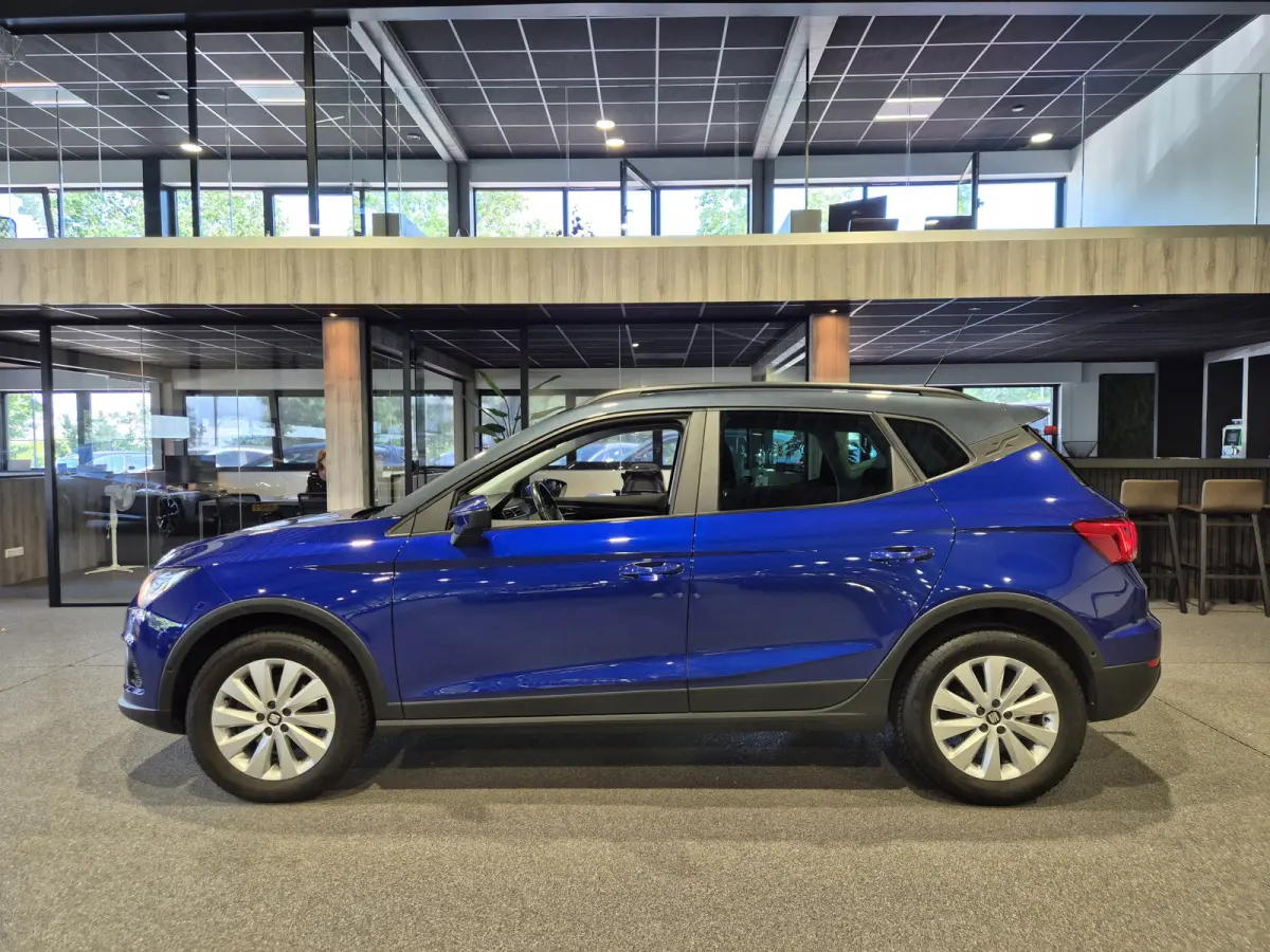1.0 TSI Style Business Intense Two-tone | Trekhaak | Navigatie | Digitaal dashboard | Carplay-Android