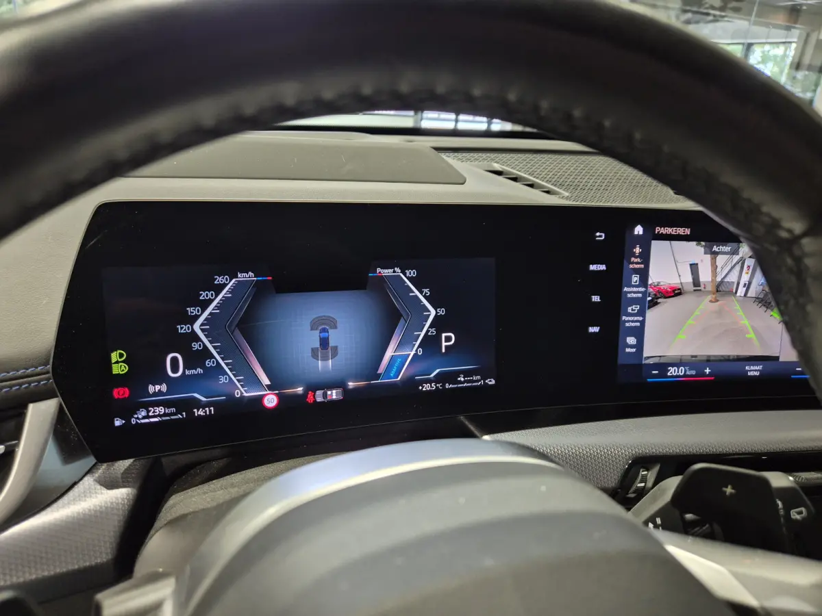 xDrive25e M-Sport | 360 Camera | Stoelverwarming | HUD