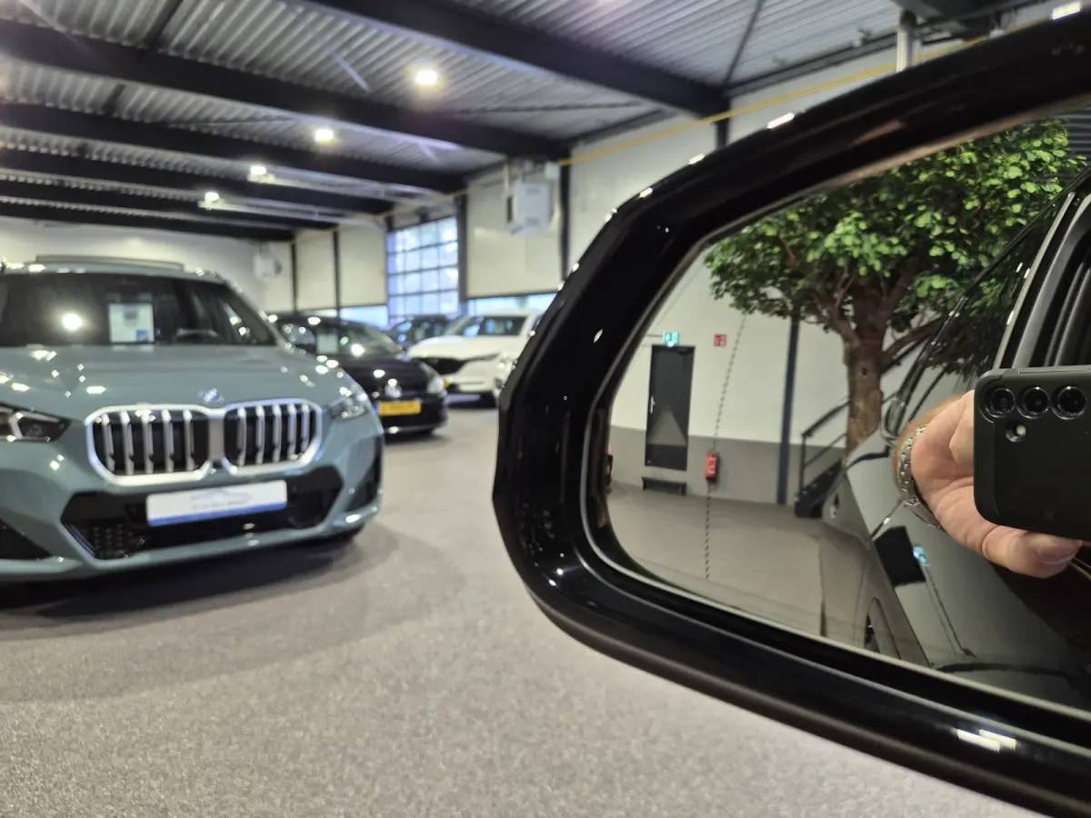 xDrive25e M-Sport | 360 Camera | Stoelverwarming | HUD