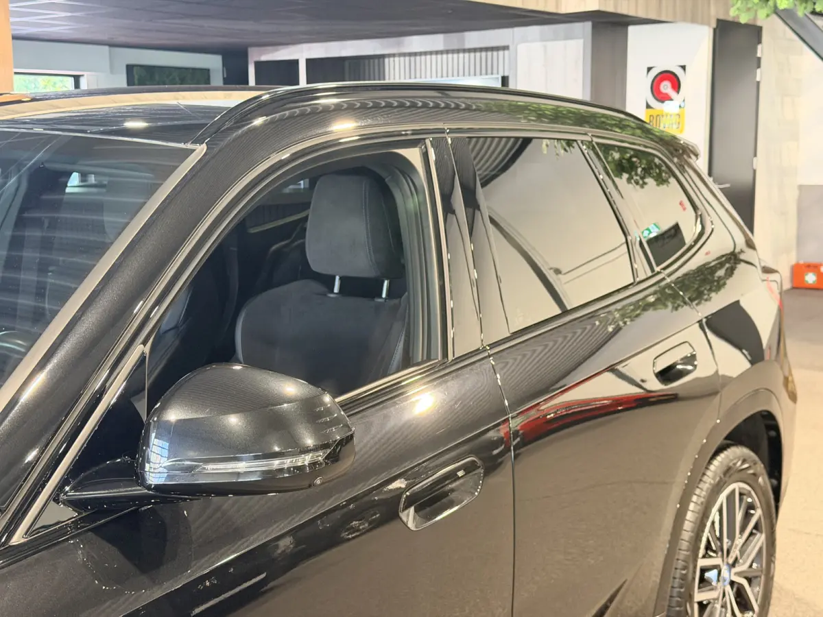 xDrive25e M-Sport | 360 Camera | Stoelverwarming | HUD