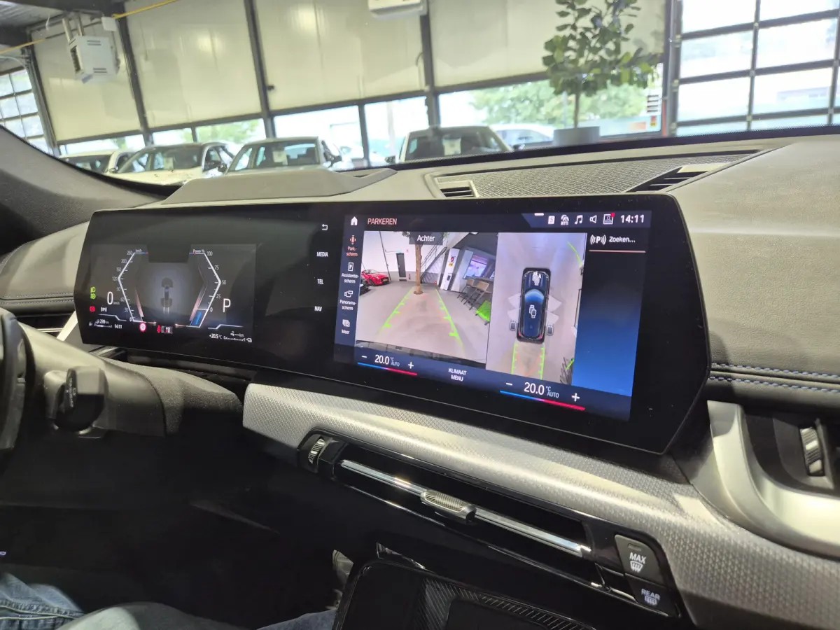 xDrive25e M-Sport | 360 Camera | Stoelverwarming | HUD