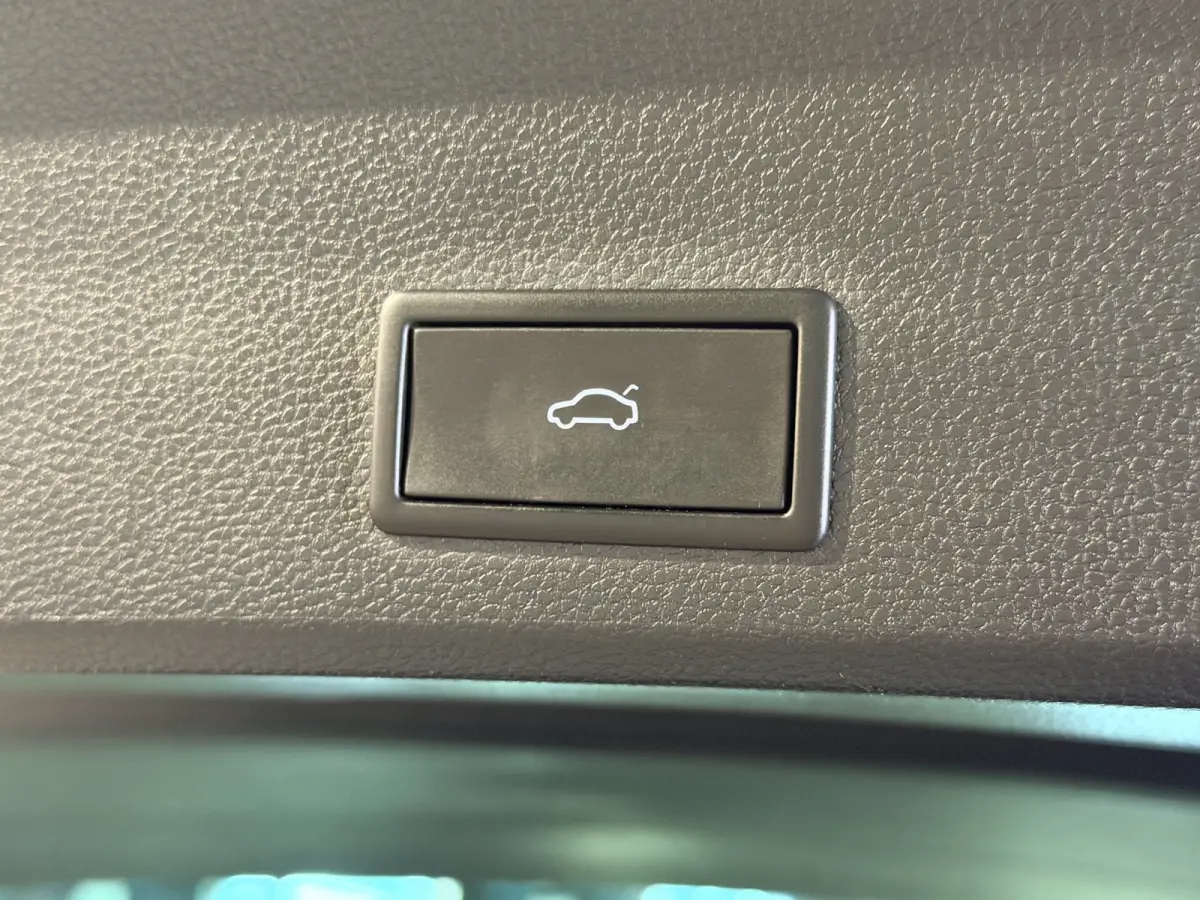 1.5 TSI Xperience Business Intense Panorama | 360 Camera | el. Trekhaak | Virtual | Stuur/Stoel verwarming