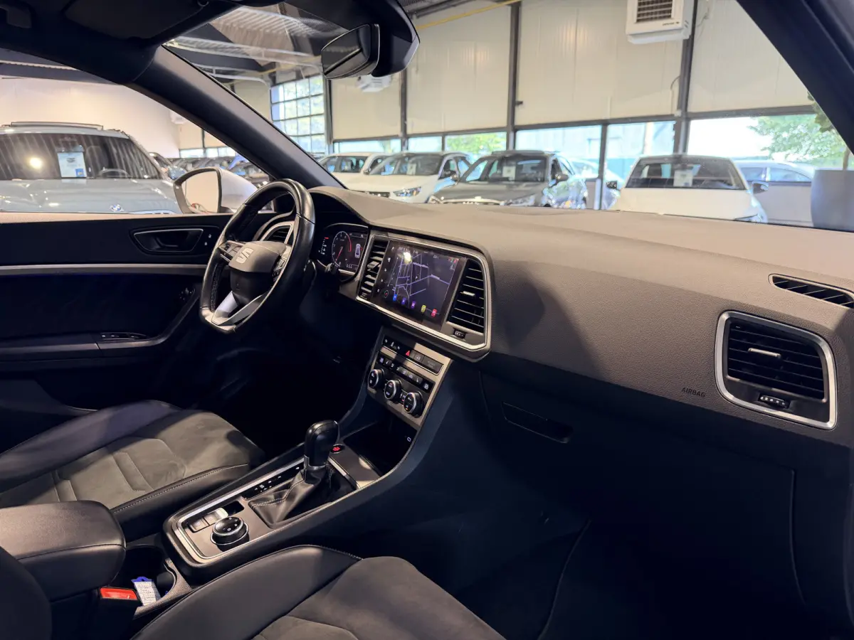 1.5 TSI Xperience Business Intense Panorama | 360 Camera | el. Trekhaak | Virtual | Stuur/Stoel verwarming
