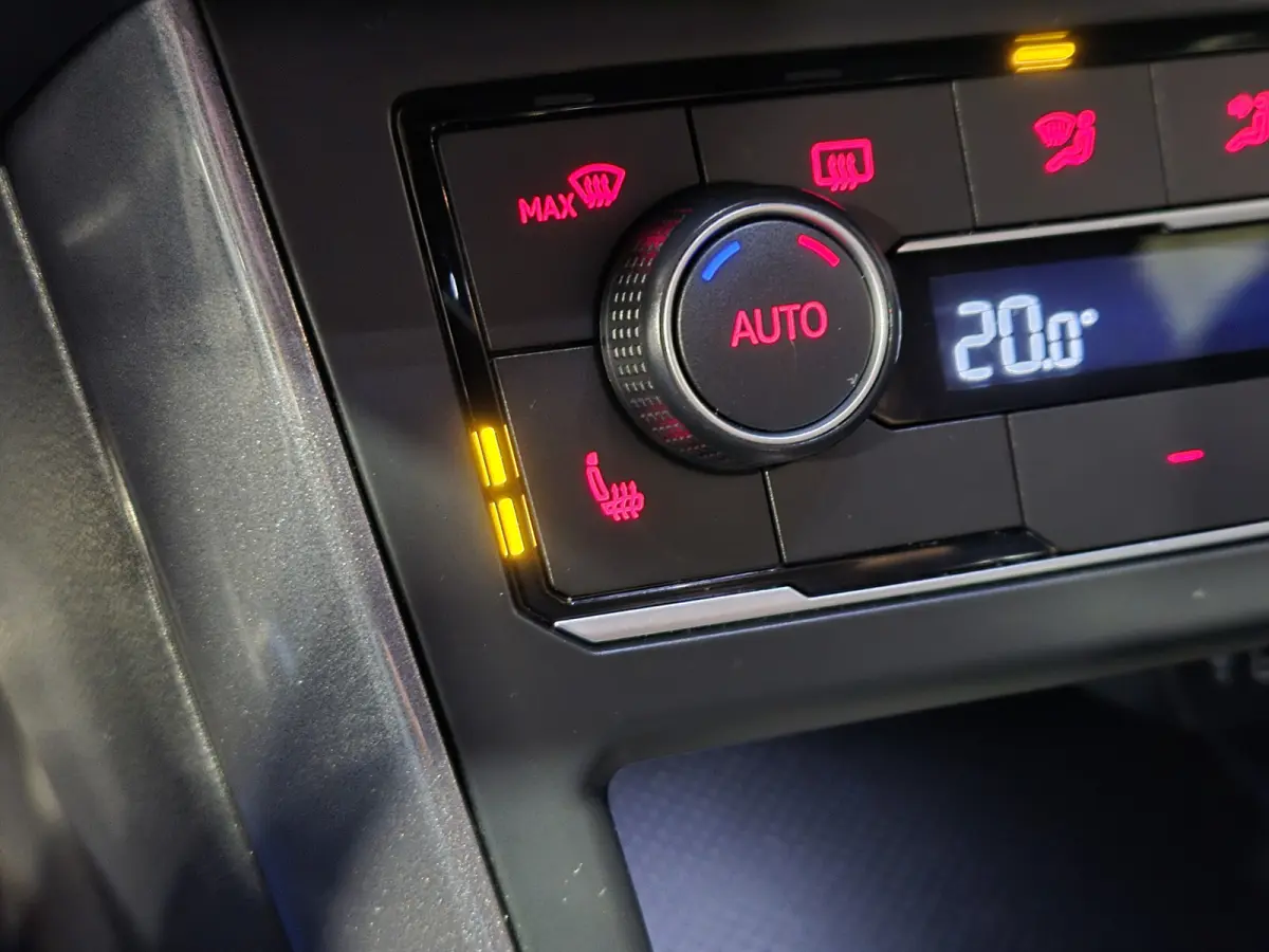 2.0 TSI GTI 200 PK | Virtual | DSG | Camera | CarPlay/Android