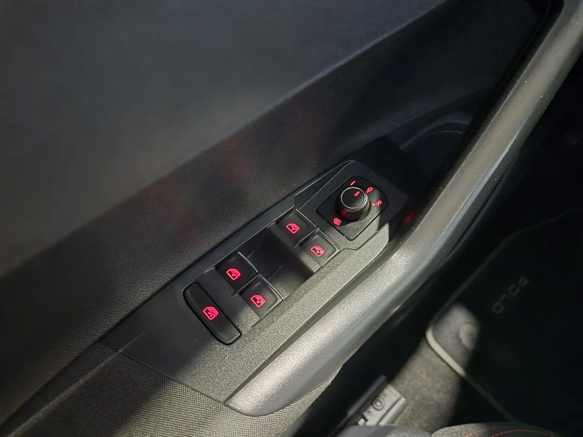 2.0 TSI GTI 200 PK | Virtual | DSG | Camera | CarPlay/Android