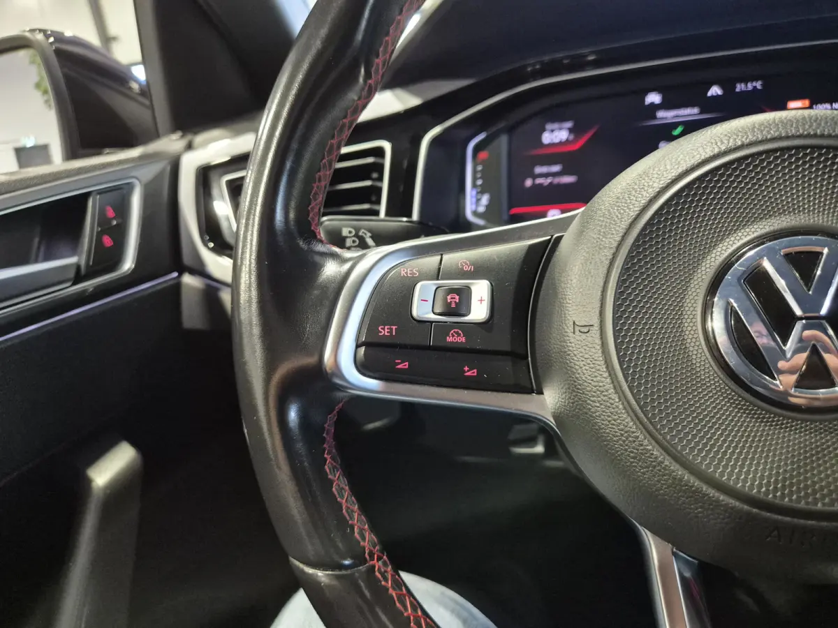 2.0 TSI GTI 200 PK | Virtual | DSG | Camera | CarPlay/Android
