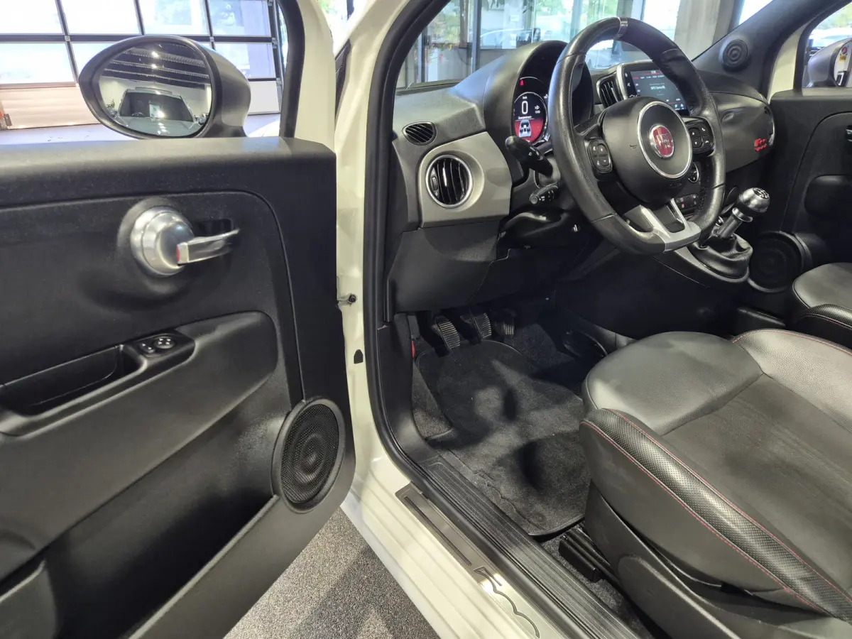1.0 Dolcevita Navigatie | Android-Carplay | Leder | Cruise | Airco
