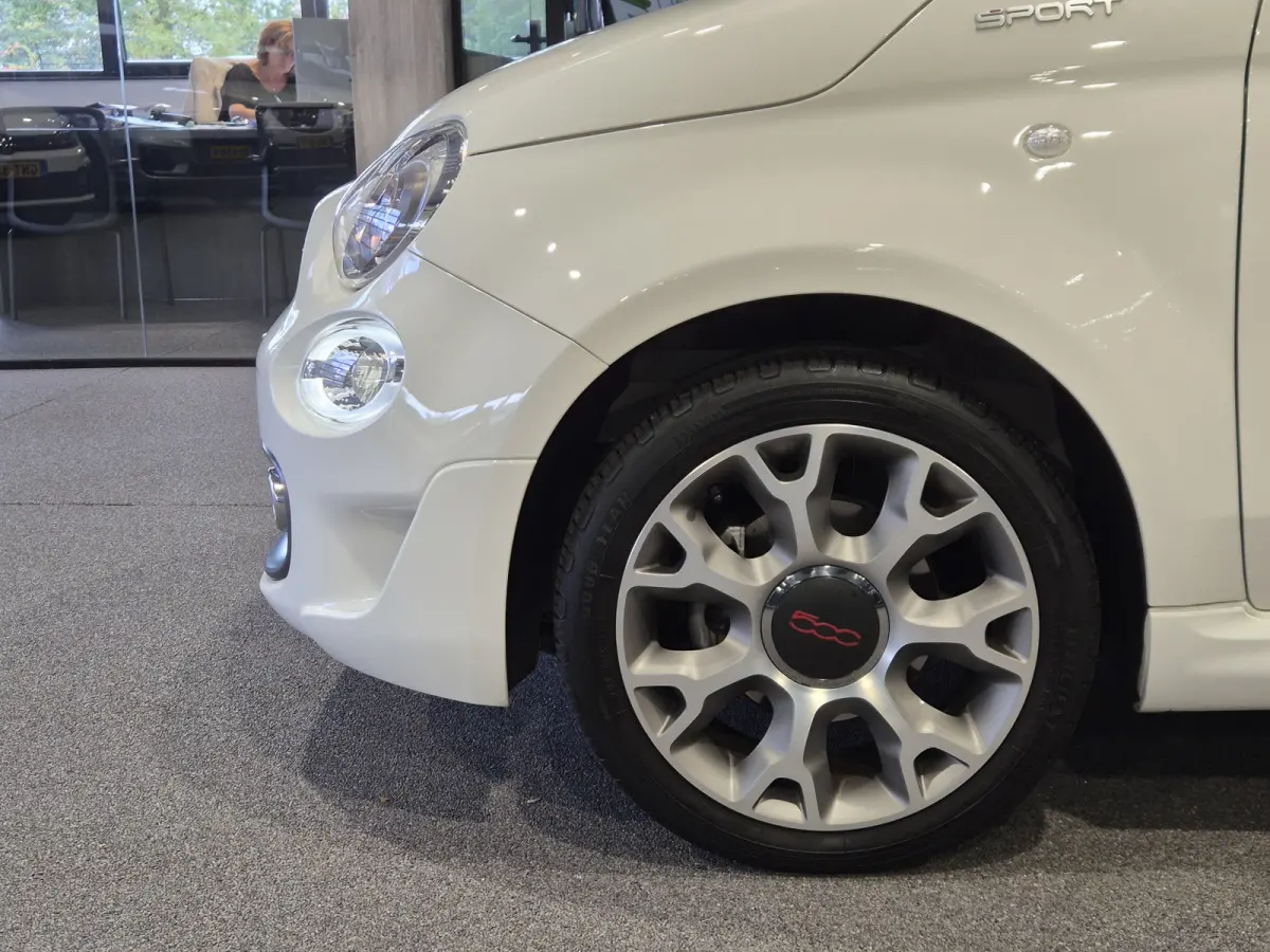 1.0 Dolcevita Navigatie | Android-Carplay | Leder | Cruise | Airco