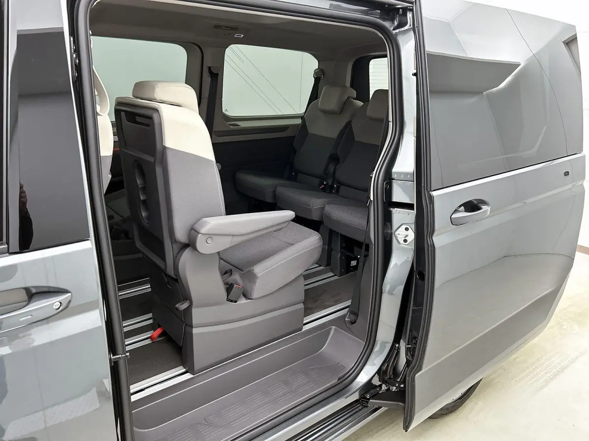 1.5 eHybrid L2 Bulli Edition 4Motion 245PK | Trekhaak | Airco | Navigatie met Apple Carplay/Android Auto | Achteruitrijcamera | Stoelverwarming | Cruise Control | Dynamisch onderstel | Anti-