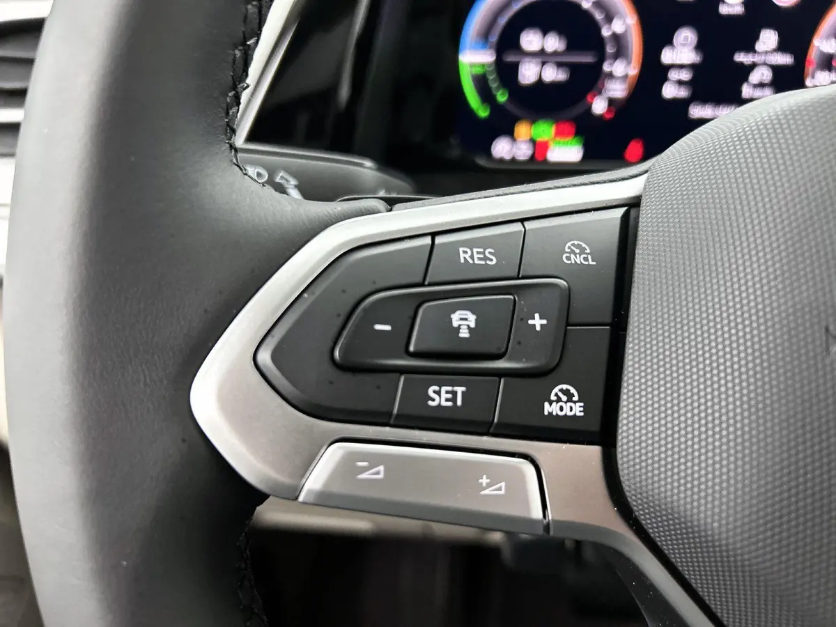 1.5 eHybrid L2 Bulli Edition 4Motion 245PK | Trekhaak | Airco | Navigatie met Apple Carplay/Android Auto | Achteruitrijcamera | Stoelverwarming | Cruise Control | Dynamisch onderstel | Anti-